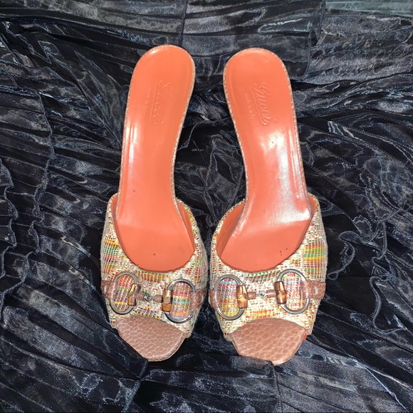 GUCCI Signature Horse-bit Leather-Weave Mules - Picture 3 of 16